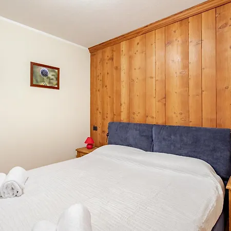 Chalet Apres-ski Center